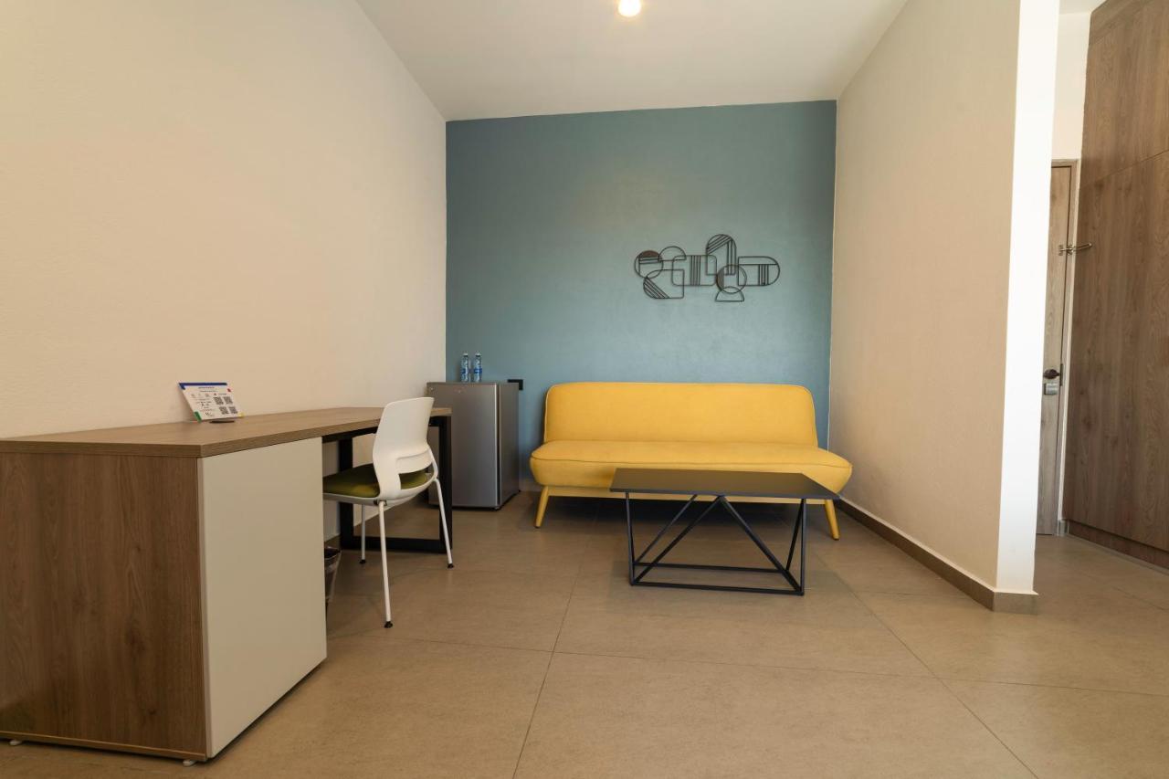 Th Hotel & Vivienda Tepatitlán de Morelos Zewnętrze zdjęcie